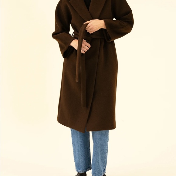 SISTERHOOD Mabe Coat - Picture 4 of 9